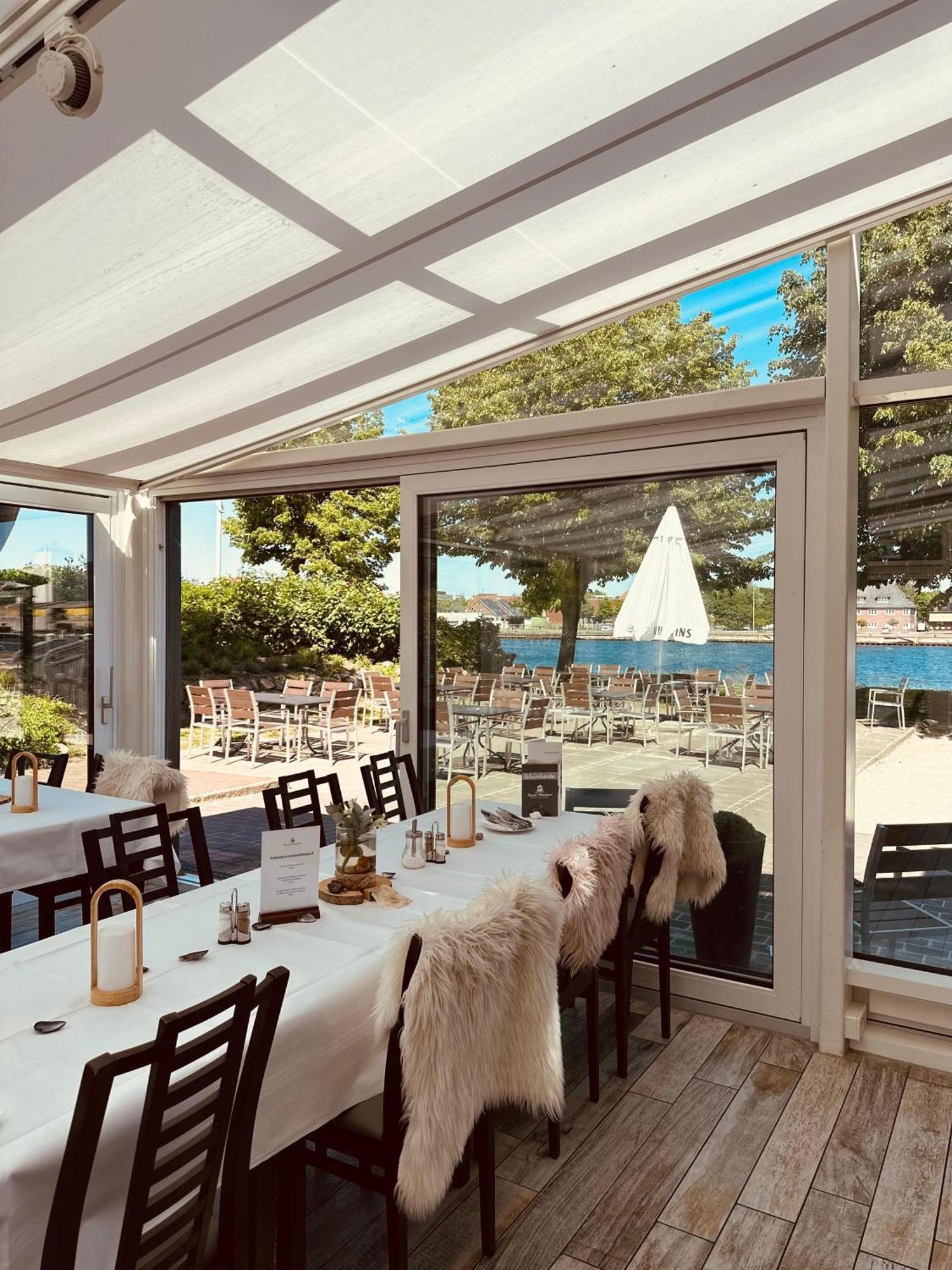 Kanal-Haus "Das Gaestehaus Direkt Am Nok" Osterrönfeld المظهر الخارجي الصورة